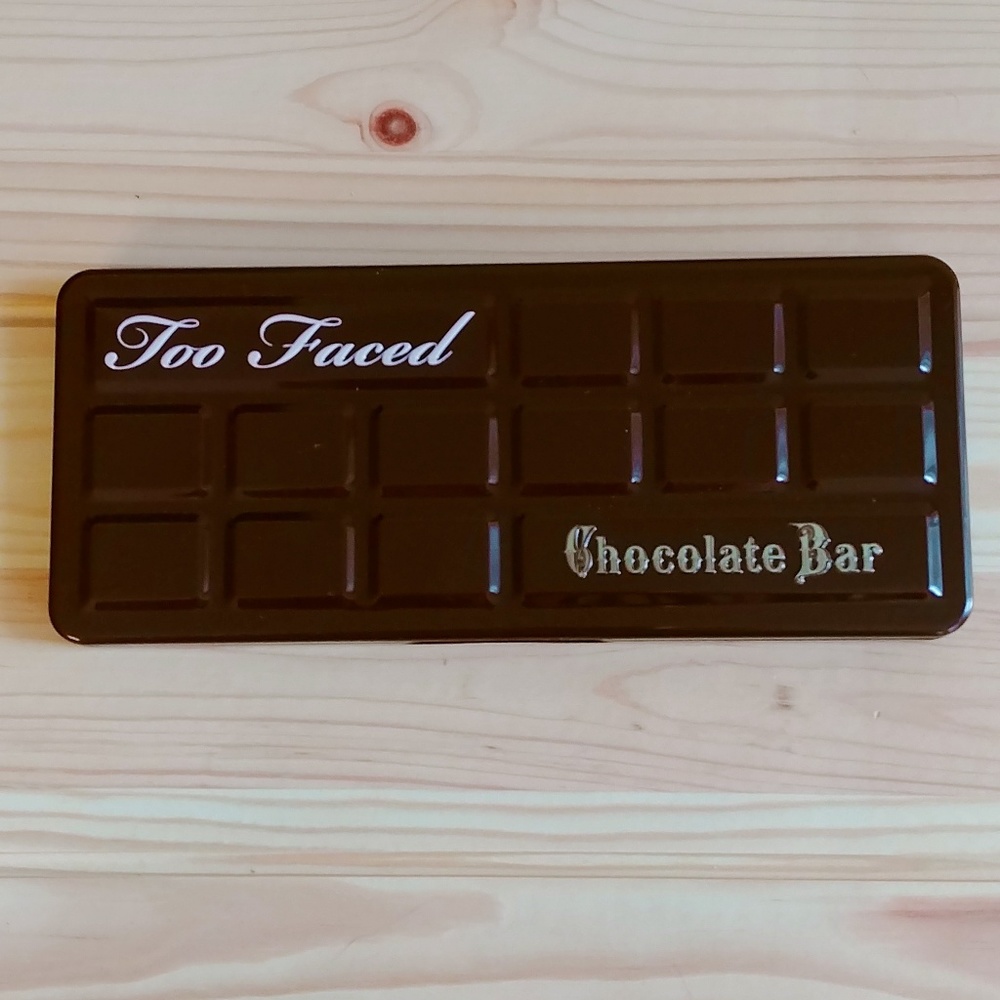 Too Faced Chocolate Bar eyeshadow palette